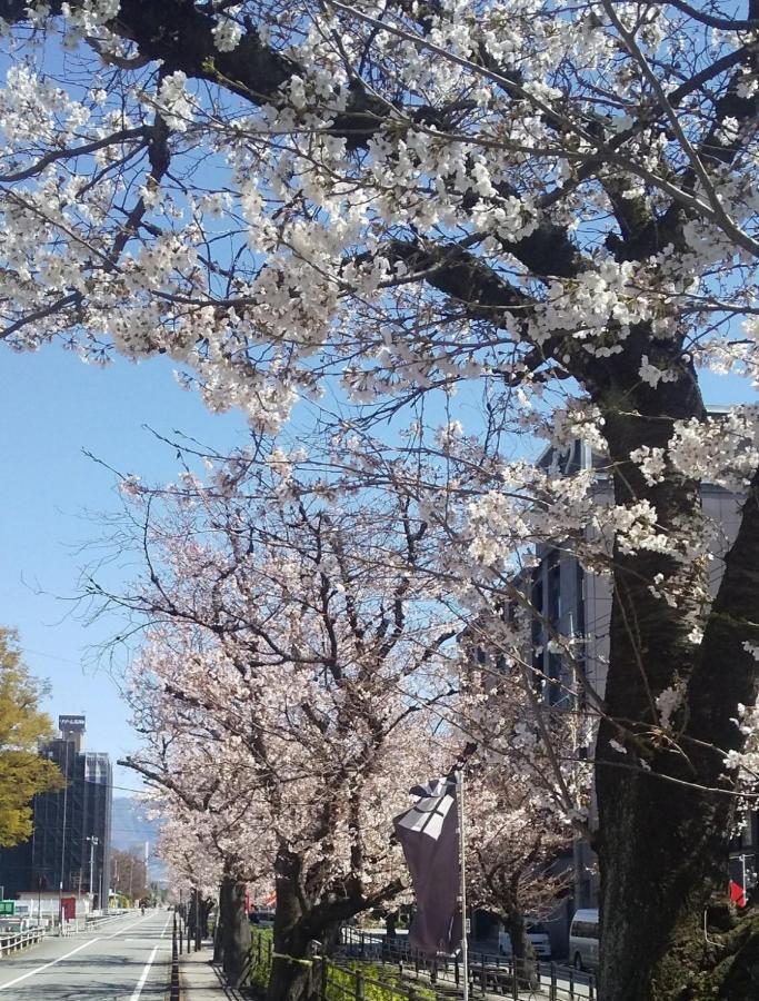 Hotel Hatta Fuefuki Kültér fotó